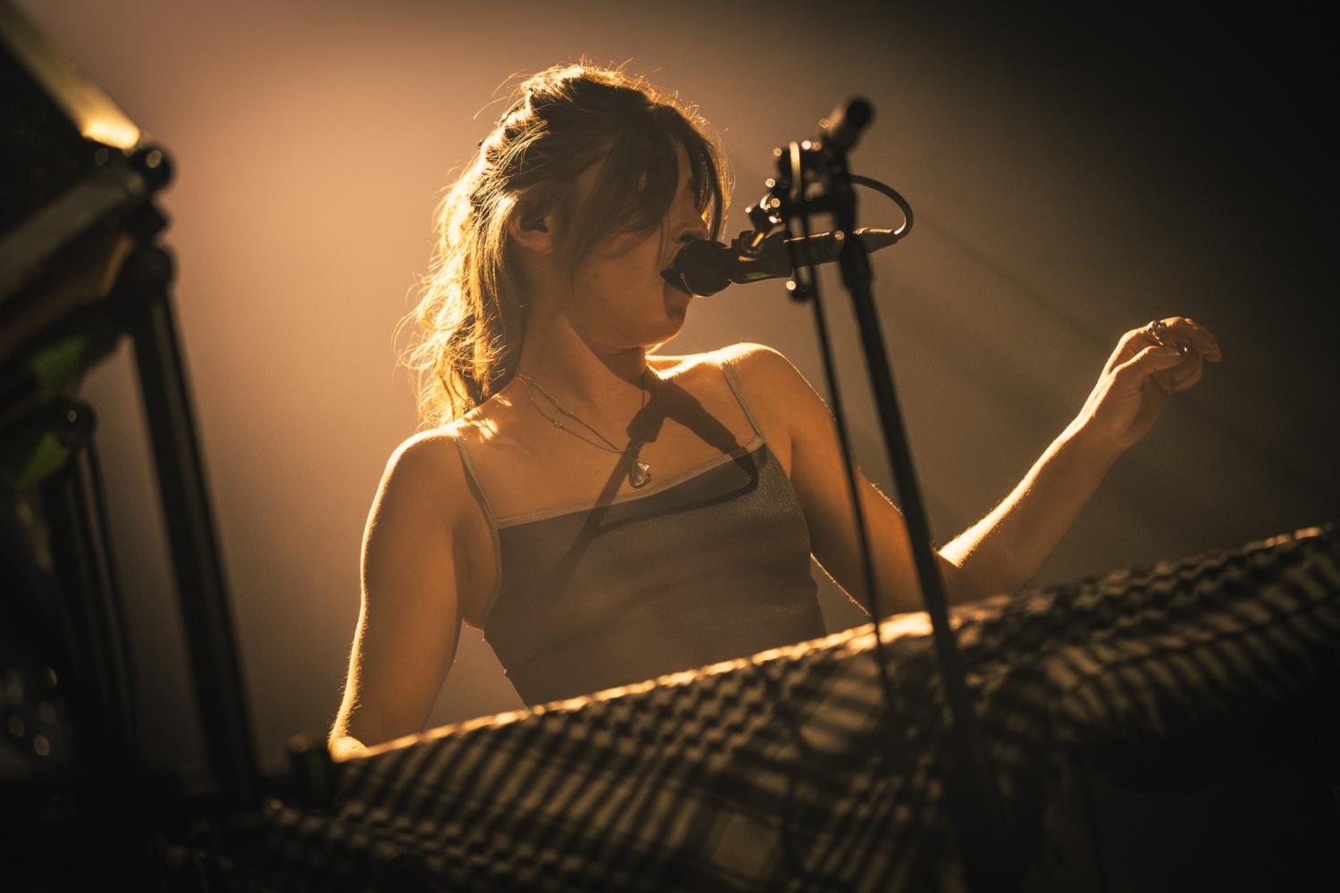 Julie Rains at L'Aéronef